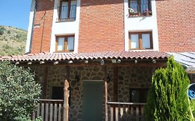 Las Tejeruelas Casa Rural